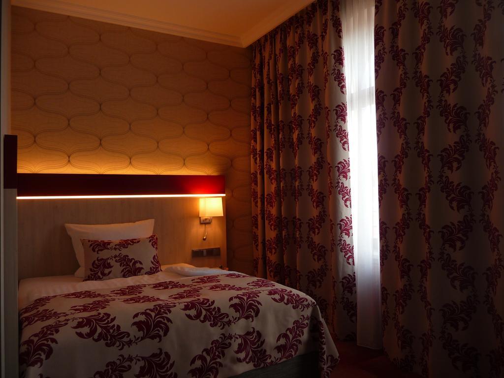 Zur Alten Schmiede Naumburg  Room photo